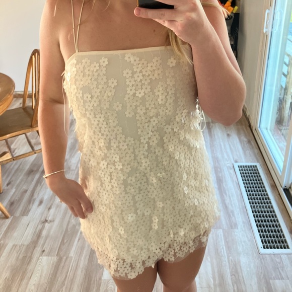 Zara floral sequins dress - Picture 4 of 4